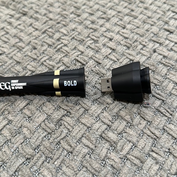 USB (1) stick Rocket Ardbeg - Picture 7 of 9